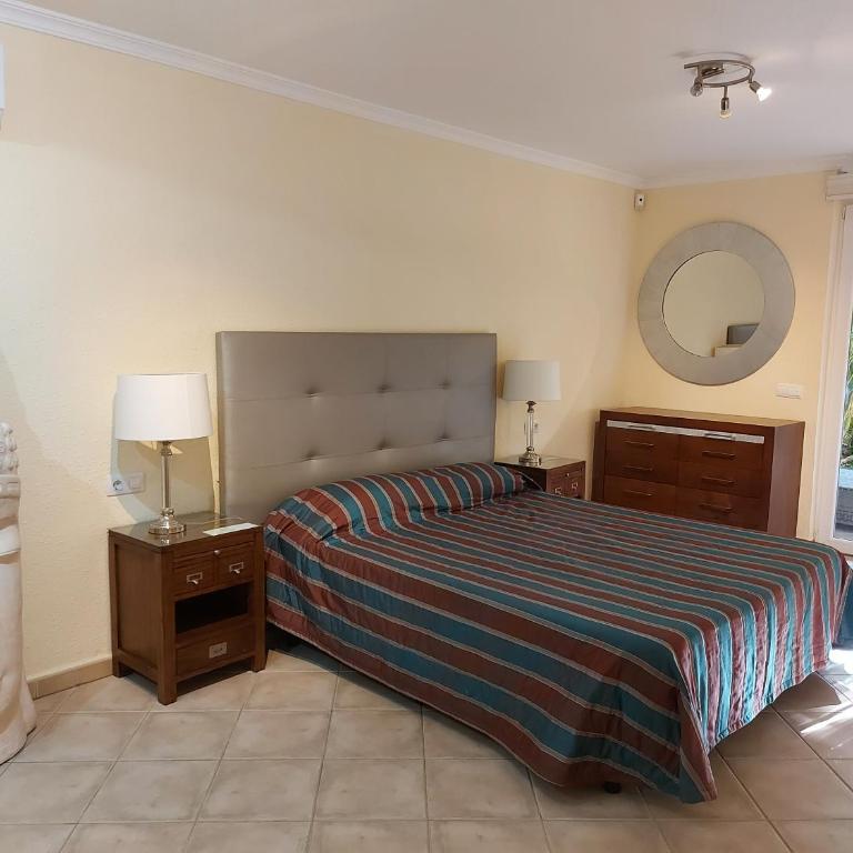 A 4 floors house with a large capacity - Casa de 3 dormitorios - 39