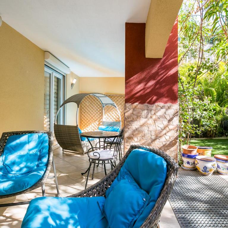 A 4 floors house with a large capacity - Casa de 3 dormitorios - 55