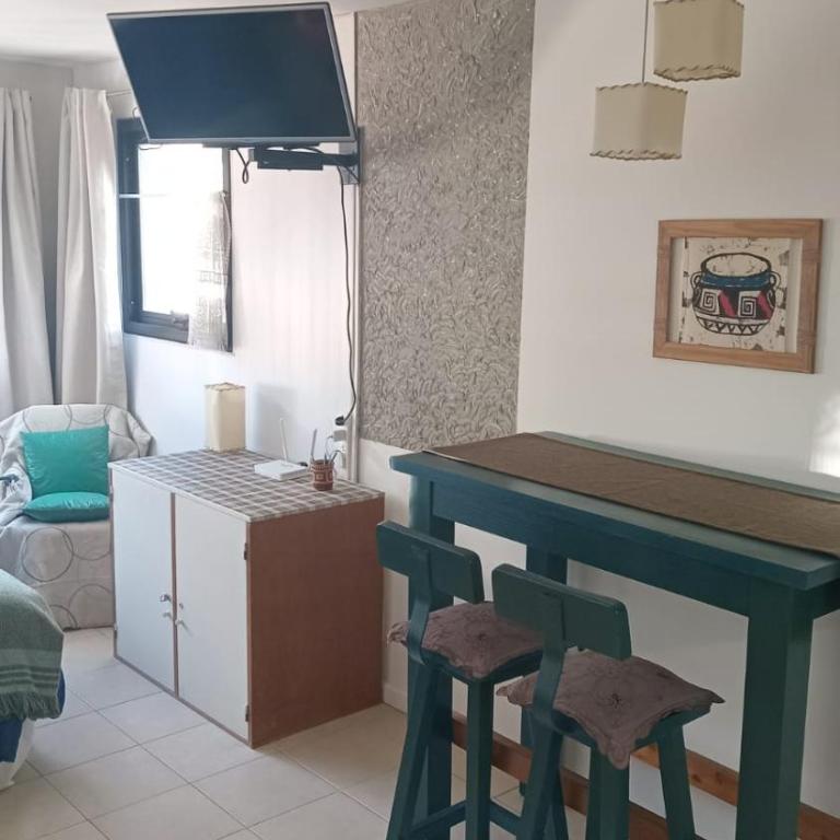 Comodo Monoambiente en el centro de la ciudad - Apartamento - 19