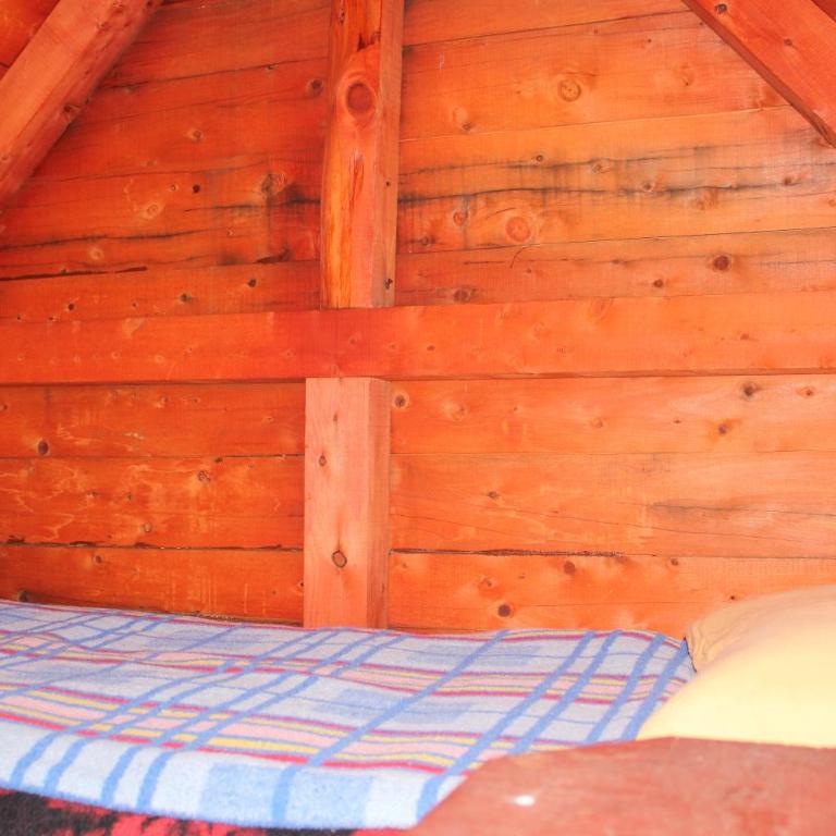 Rural Household MINIĆ - Kapetanovo jezero - Dvokrevetna Soba sa Zasebnim Krevetima i Zajedničkim Kupatilom - 11