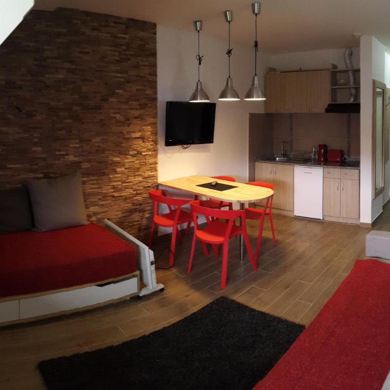 Apartmani Kopaonik Centar Maglic - Deluxe Apartment - 4
