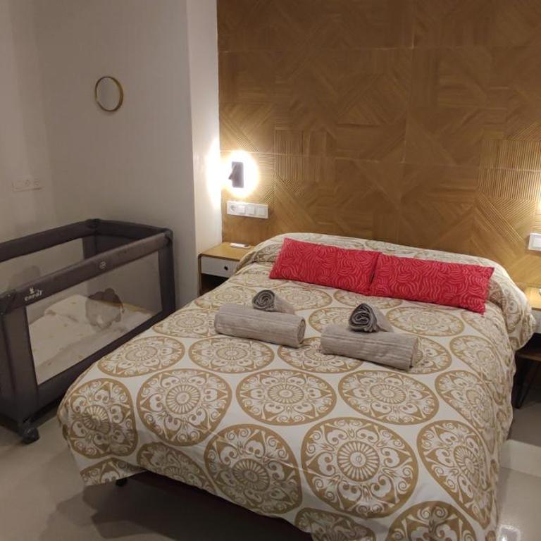 Pedro Antonio Style -1912- - Three-Bedroom Apartment - 38