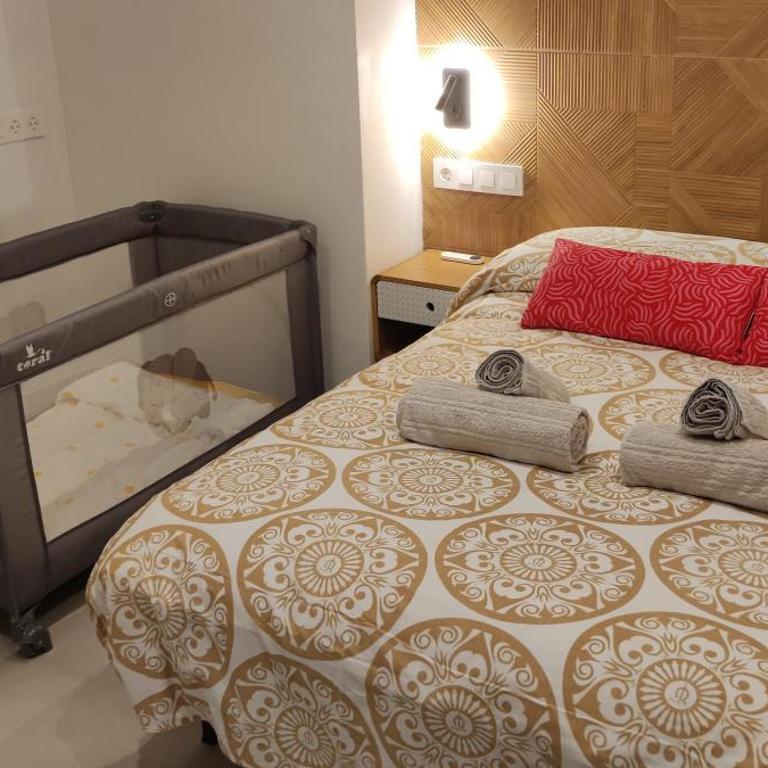 Pedro Antonio Style -1912- - Three-Bedroom Apartment - 40