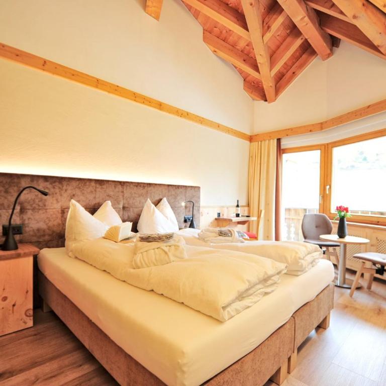 Alpin Sporthotel Bündnerhof - Superior Doppelzimmer mit Südbalkon - 18