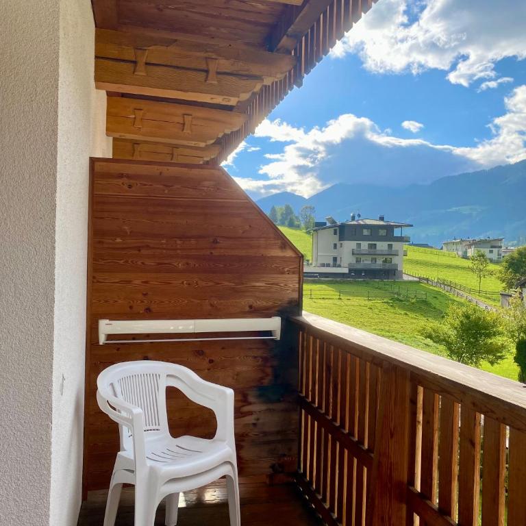 Naturhotel Haller - Economy Double Room with Balcony - 5
