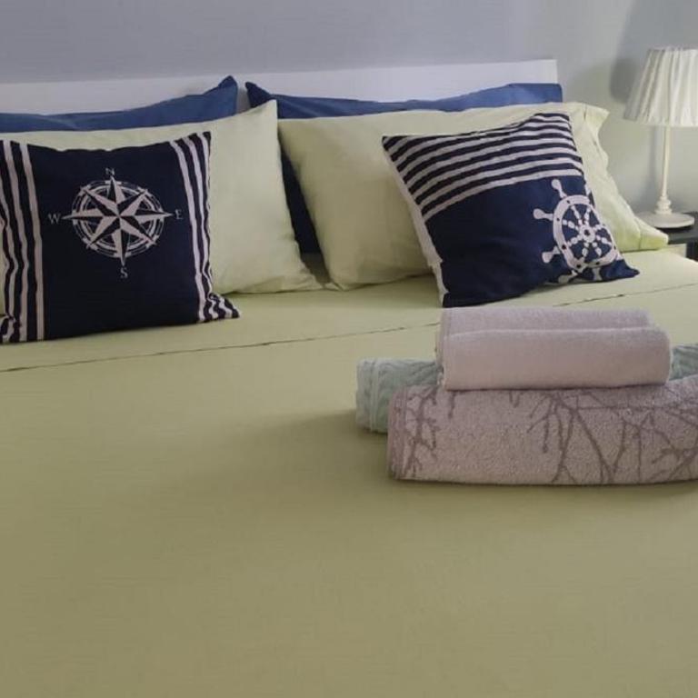 Sky Blue Marine - One-Bedroom House - 9