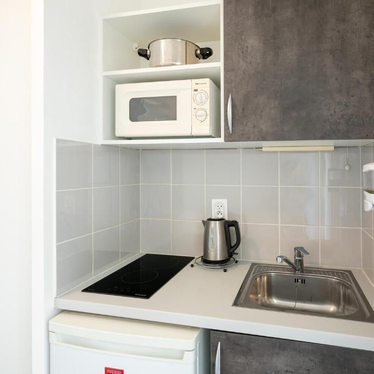 Séjours & Affaires Caen Le Clos Beaumois - Studio Premium - 2