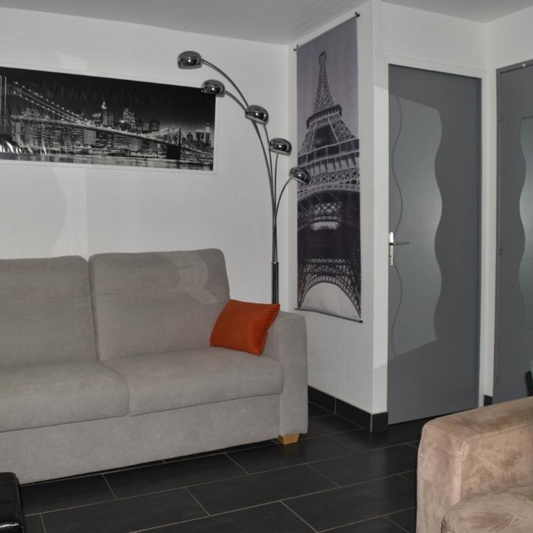 Grand studio avec ascenseur, parking et terrasse - Estudio con sofá cama - 8