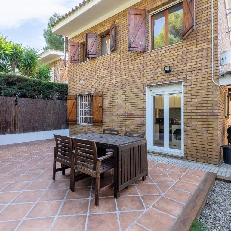 Clauhomes CostaMar - Three-Bedroom House - 36