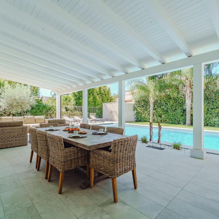Esclusiva Villa con Piscina Privata a Mondello - Three-Bedroom Villa - 19