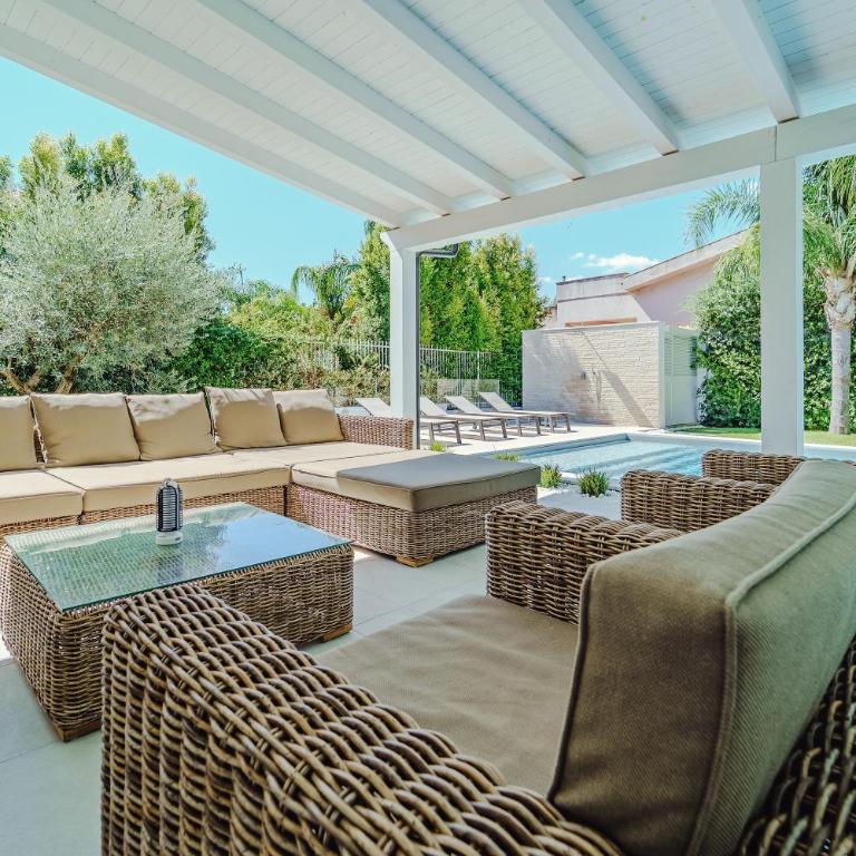 Esclusiva Villa con Piscina Privata a Mondello - Three-Bedroom Villa - 44