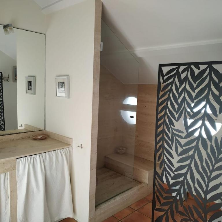 Adosado primera linea de playa - Three-Bedroom House - 13