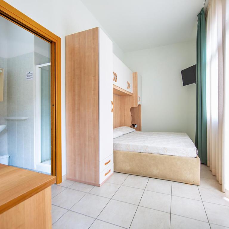 Hotel Ginevra - Camera Matrimoniale con Balcone - 2