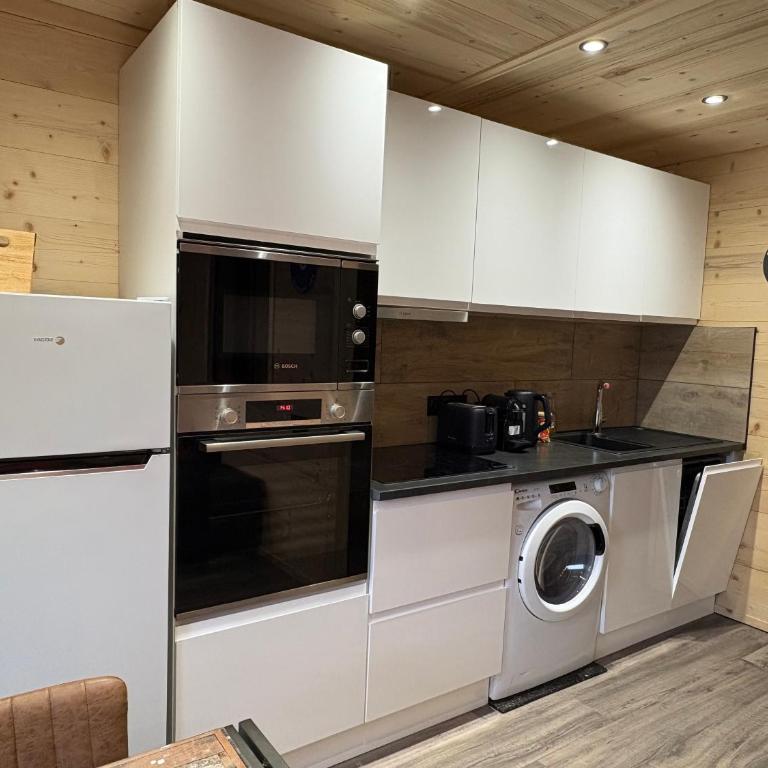 Les appartements de Makalu Val Thorens - Appartement 2 Chambres avec Vue sur la Montagne - 1