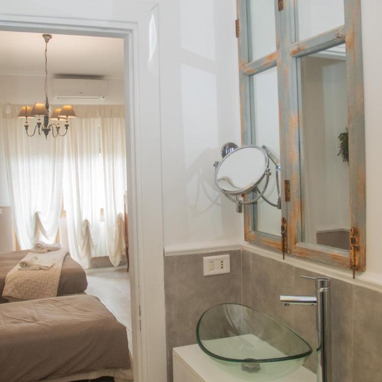 Vatican Rooms - Camera Tripla con Bagno Privato - 8