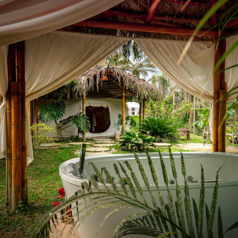 Glamping Las Palmas Finca - Deluxe Suite with Spa Bath - 5
