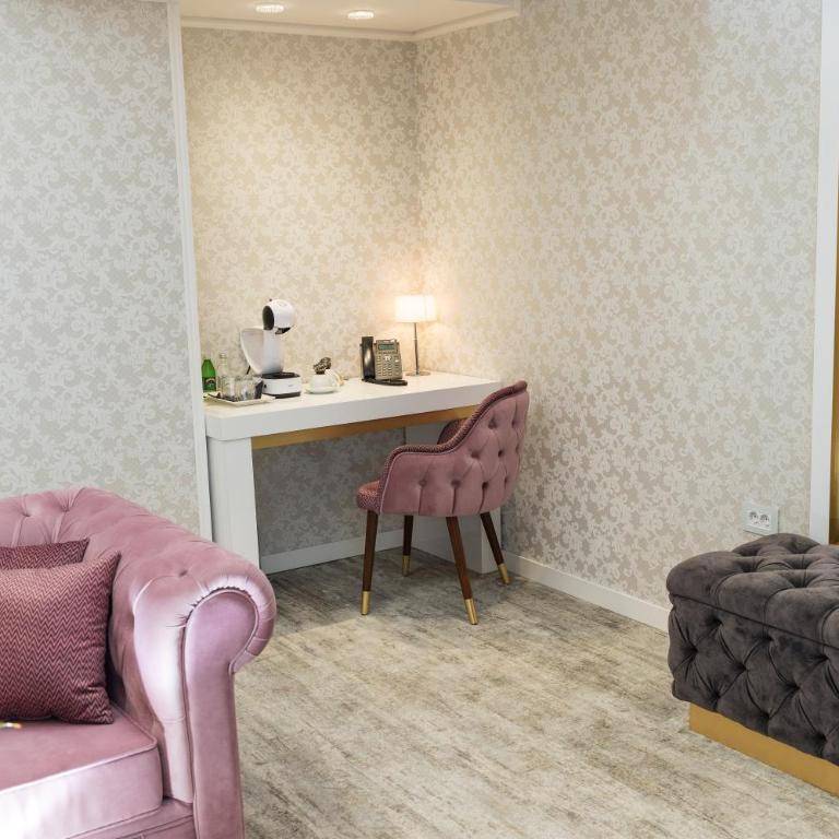 Queen Hotel - Apartman Tipa "Suite" - 10