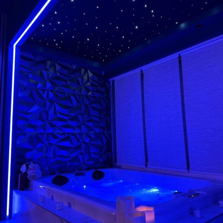 Flower Suite & Spa, air-conditioned and beach - Apartamento de 1 dormitorio - 4