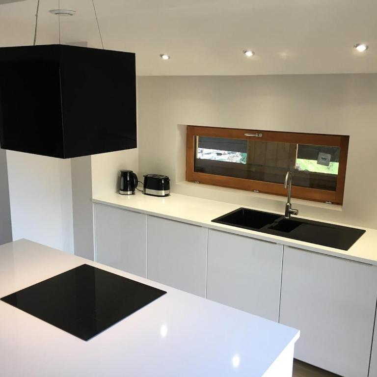 Recently renovated central Morzine apartment - Two-Bedroom Apartment - 4