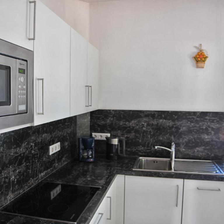 Lindenhof Residence Meran - Two-Bedroom Apartment - 3