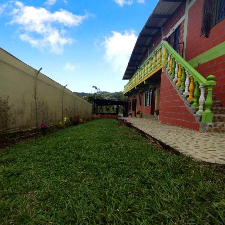 Country house Los Colibríes Dagua - Five-Bedroom House - 12