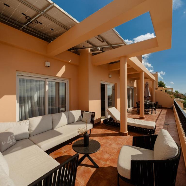 Penthouse with sea views in Nueva Andalucia - Apartamento de 3 dormitorios - 7