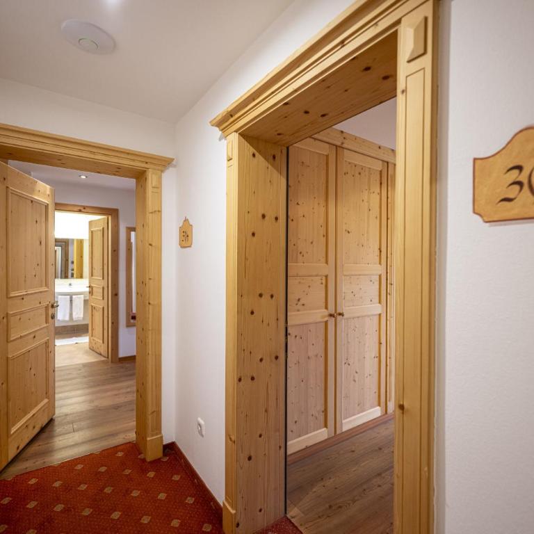 Residence Peter - Appartamento con 2 Camere da Letto e Vista Giardino - 12