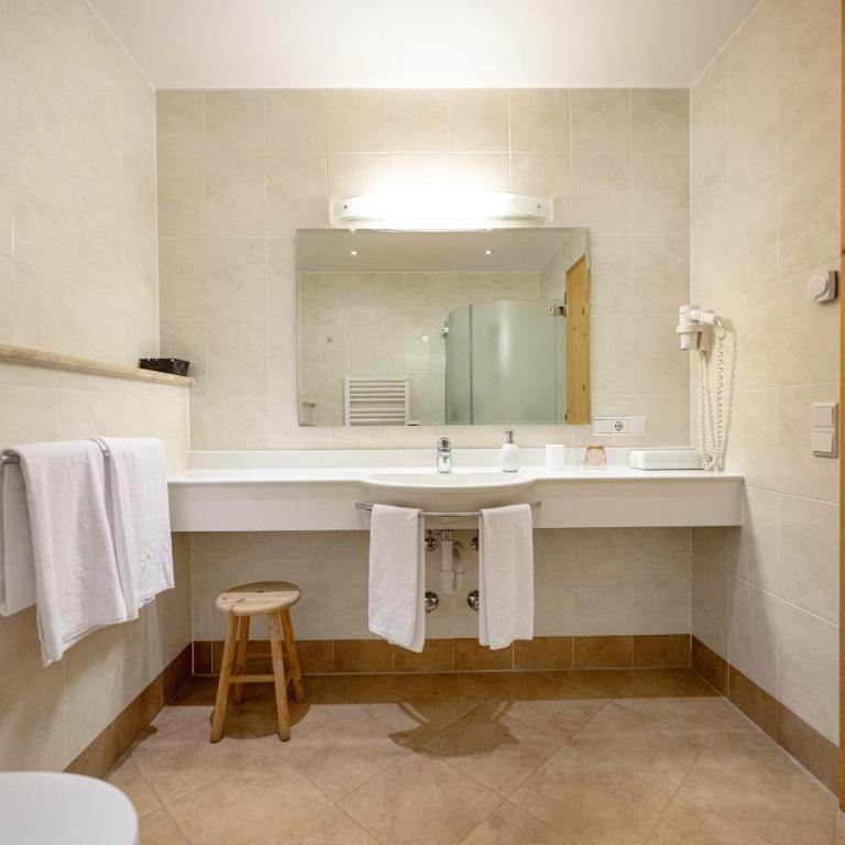 Residence Peter - Appartamento con 2 Camere da Letto e Vista Giardino - 11