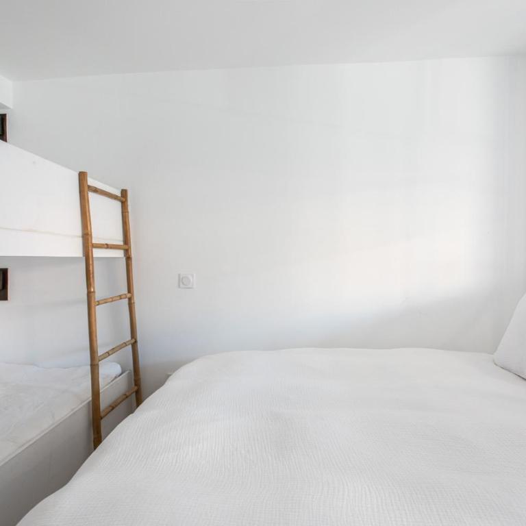 Appartement privé de charme aux Goudes - Marseille - Chambre Double Deluxe avec Balcon - 3