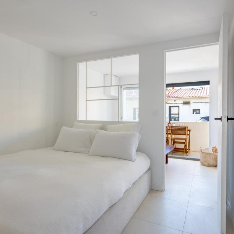 Appartement privé de charme aux Goudes - Marseille - Chambre Double Deluxe avec Balcon - 2