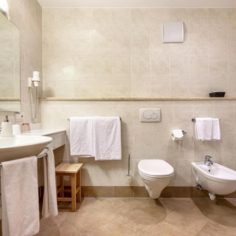 Residence Peter - Appartamento con 2 Camere da Letto e Terrazza - 11