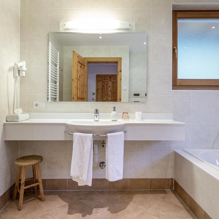 Residence Peter - Appartamento con 2 Camere da Letto e Terrazza - 21