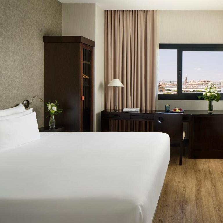 NH Collection Sevilla - Habitación Doble Superior - 1 o 2 camas - 7