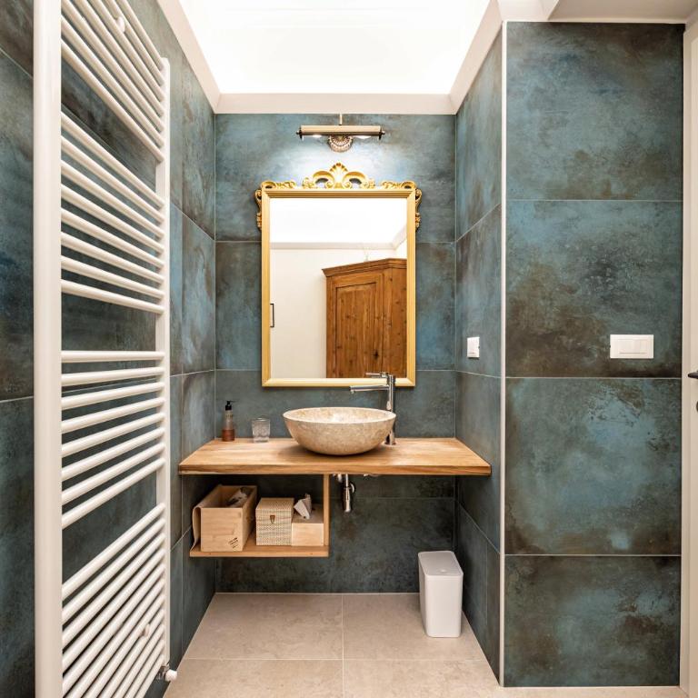 Casa Saba Trieste Luxury Apartment - Appartamento con 2 Camere da Letto e Balcone - 7
