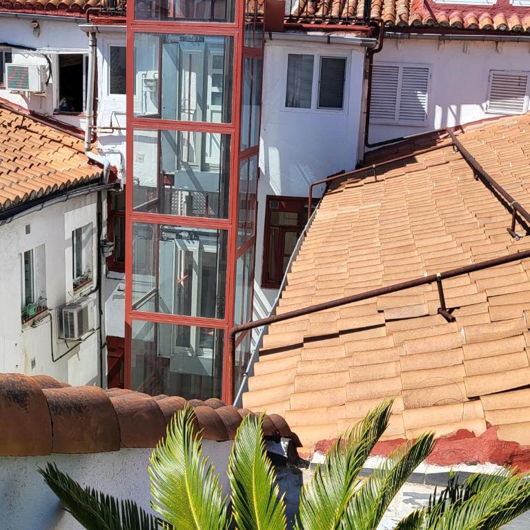 Lovely Loft Apartment Madrid Center - Two-Bedroom Apartment - 27