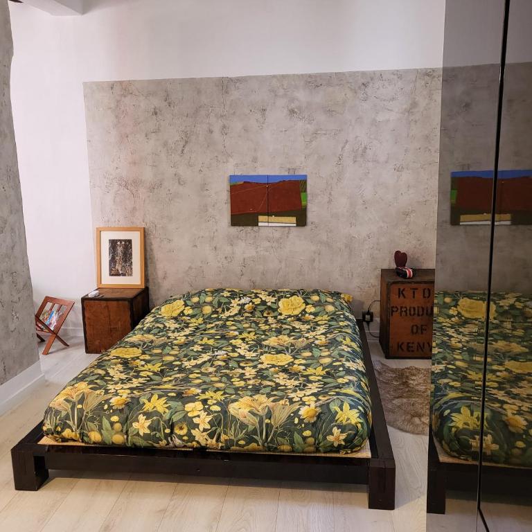 Lovely Loft Apartment Madrid Center - Two-Bedroom Apartment - 17