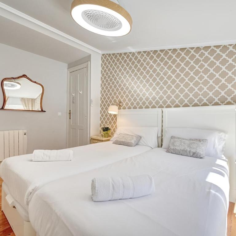 Heart of Pamplona Apartments II by clabao - Apartment with Balcony - 22