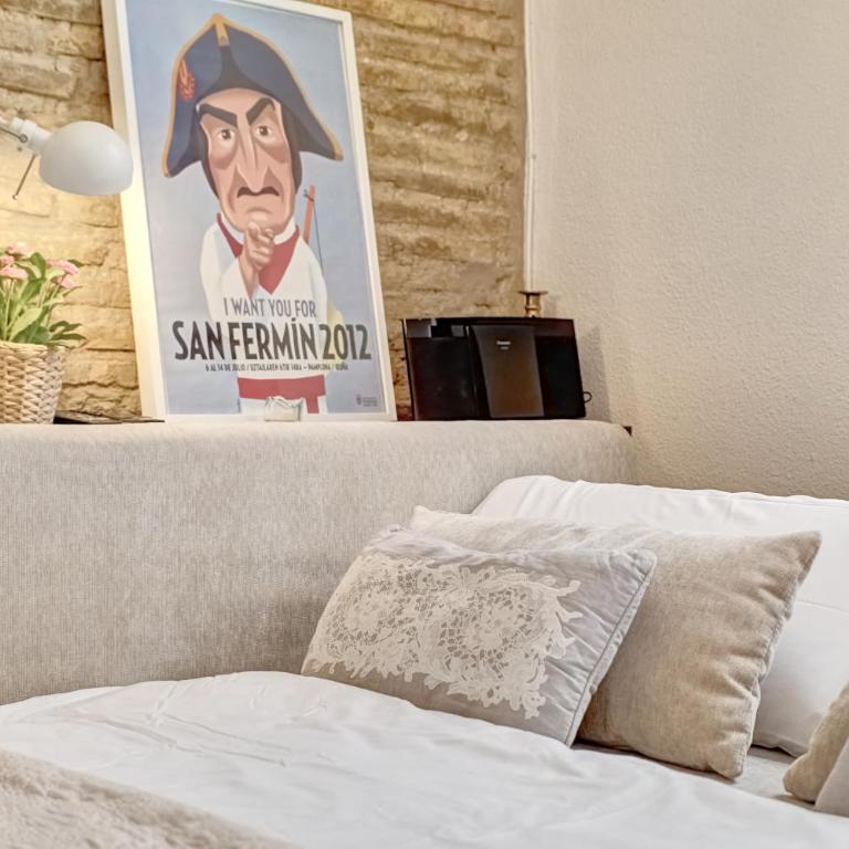Heart of Pamplona Apartments II by clabao - Apartment with Balcony - 7