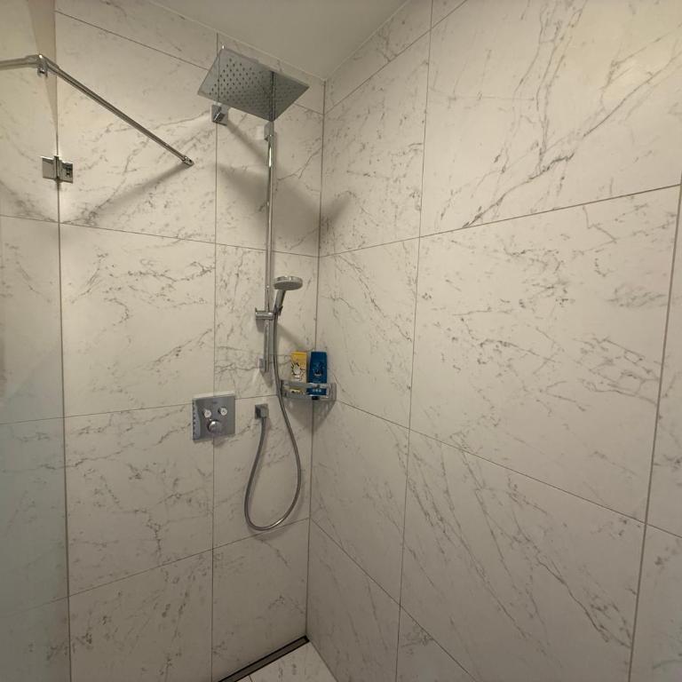 Haus Schlatti - Premier Apartment mit 4 Schlafzimmern - 18