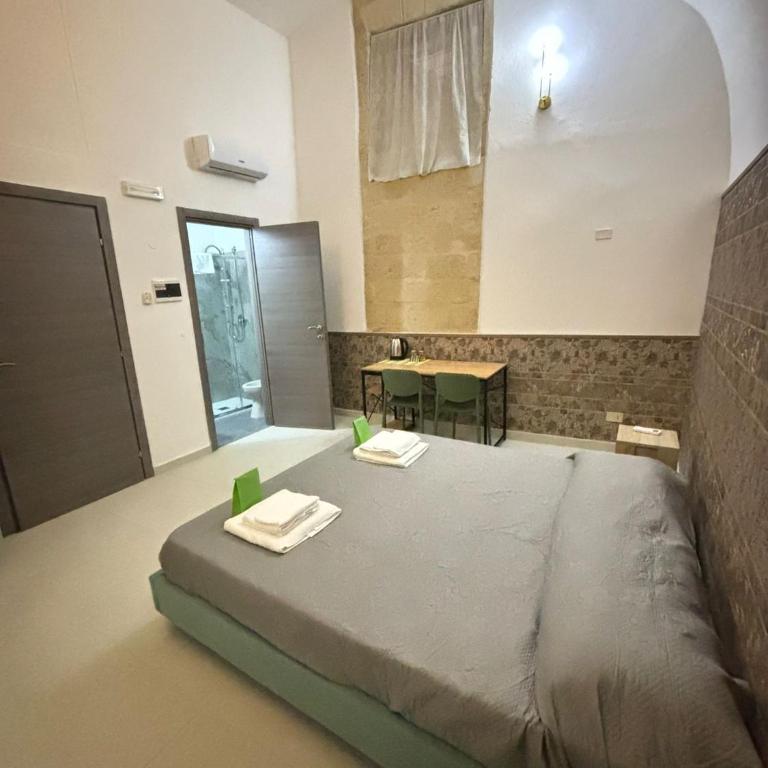 B&B Port'antica Trani - Camera Tripla con Bagno Privato - 1