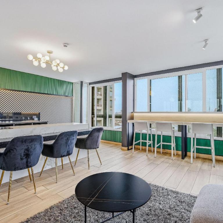 Santiago Centro a pasos de Palacio La moneda paseo bulnes - Apartamento con balcón - 44