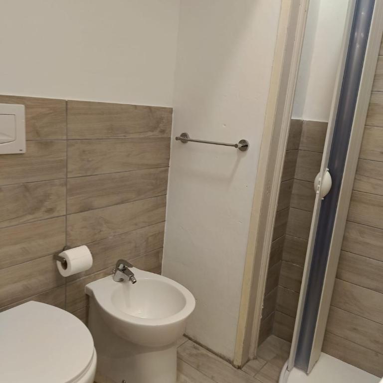 Residence e appartamenti Rosaroll - Camera King Superior - 7