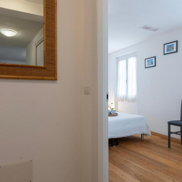 Sa Domo de Paolo - Two-Bedroom Apartment - 12
