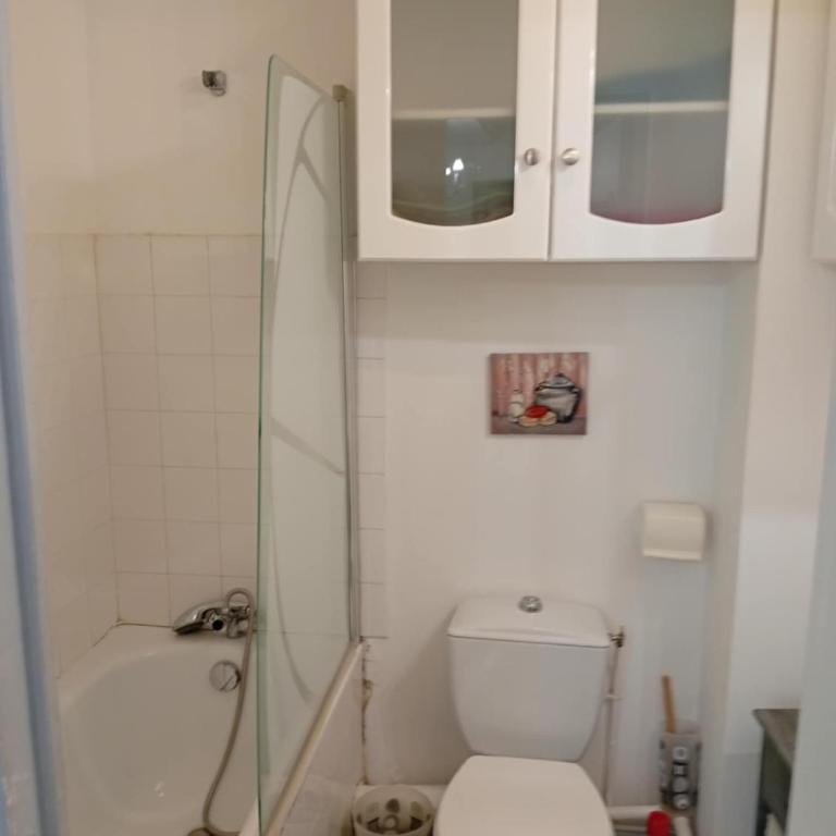 Le Desceliers - entre port, plage et centre ville - Appartement 2 Chambres - 15