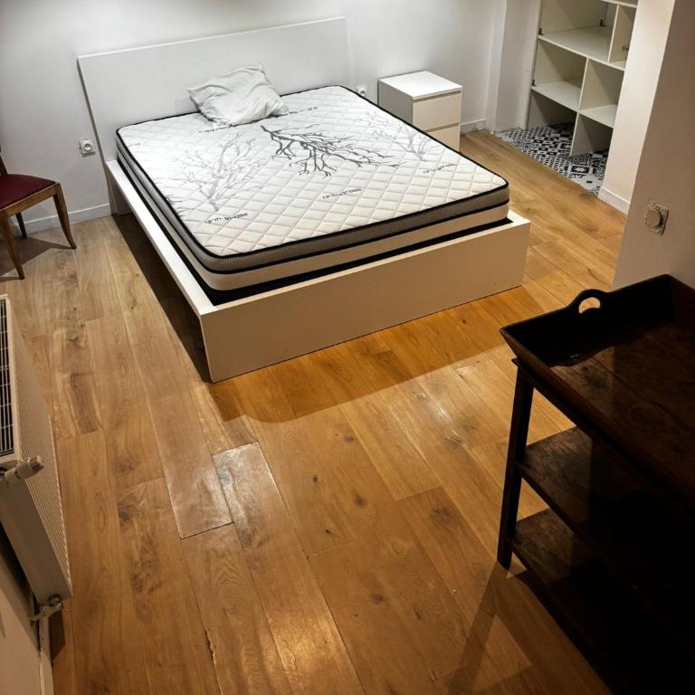 Appartement ou Chambre collocation - Quartier Saint-Genès - Sainte Catherine - Appartement - 17