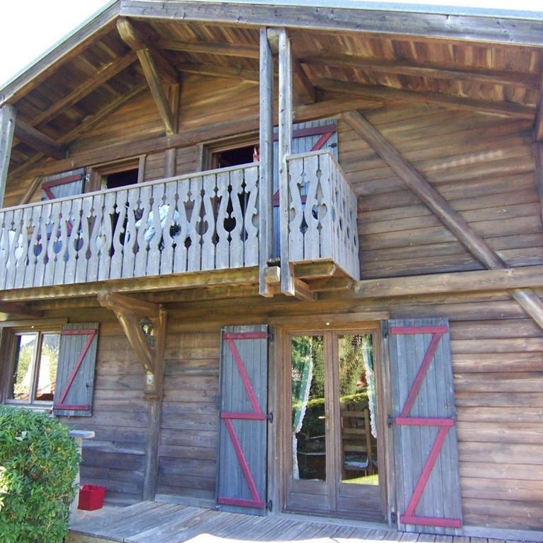 Chalet 6 pers. avec cheminée, jardin, WiFi à 300m des pistes - Arâches-la-Frasse - FR-1-572-28 - Chalet - 11