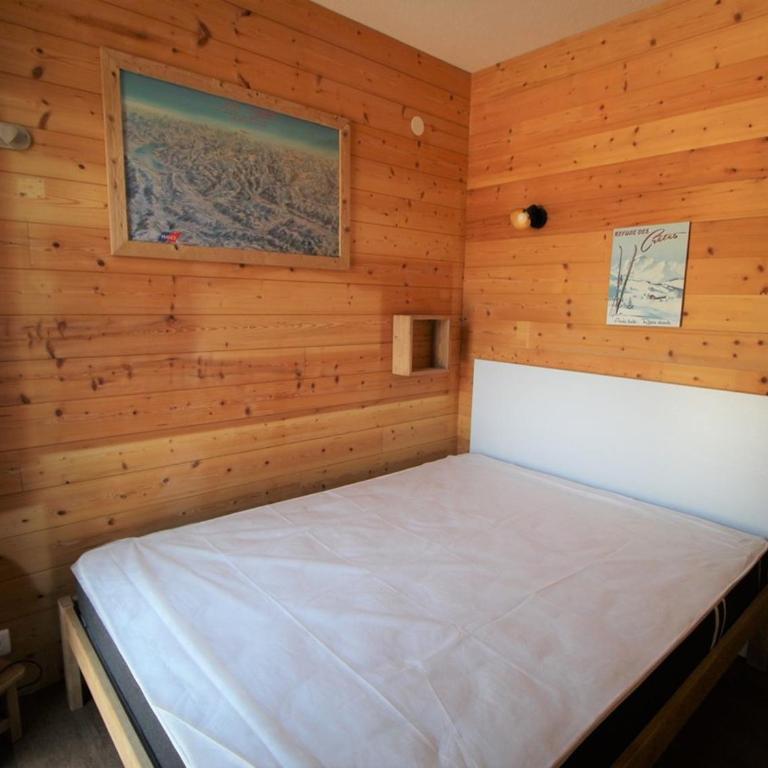 Appartement cosy 4 pers au pied des pistes avec parking, balcon, lave-vaisselle et services additionnels - FR-1-572-87 - Apartment - 3