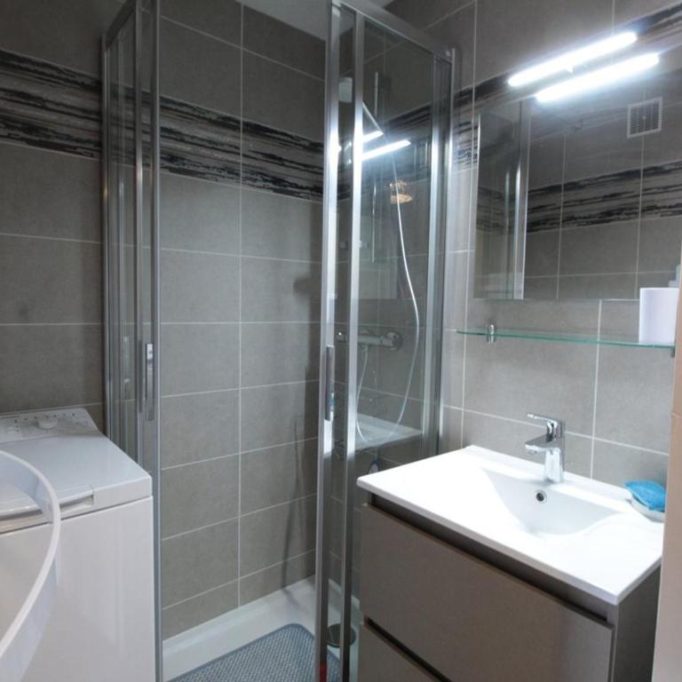 Studio chaleureux 4 pers, centre village, proche pistes et commerces, balcon sud-ouest - FR-1-572-105 - Estudio - 5