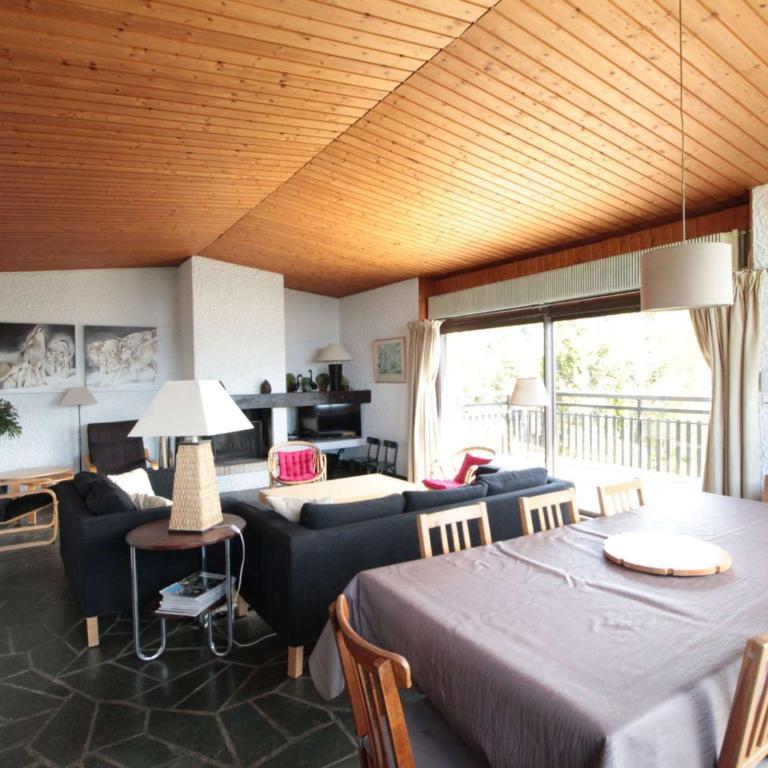 Chalet 5 ch, 11 pers, terrasse sud, Les Carroz - FR-1-572-115 - Chalet - 1