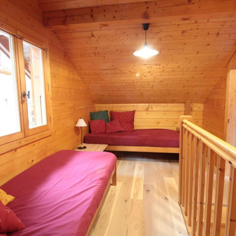 Chalet équipé avec poêle et garage, proche centre et remontées mécaniques - Chalet con 3 Camere da Letto - 6